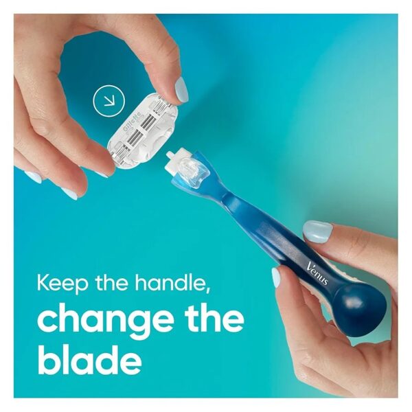 Gillette Venus Smooth Razor for Women with 2 Cartridges - Image 3